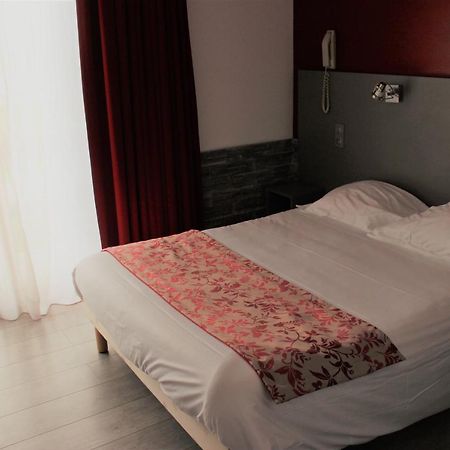 Logis Hotel Restaurant La Vieille Ferme, Macon Nord Sancé エクステリア 写真