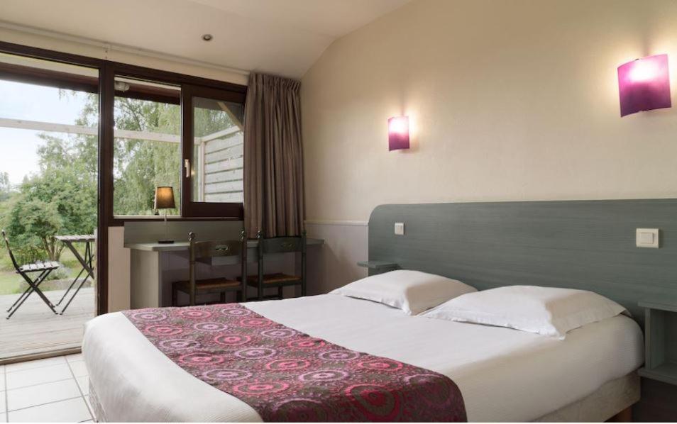 Logis Hotel Restaurant La Vieille Ferme, Macon Nord Sancé エクステリア 写真
