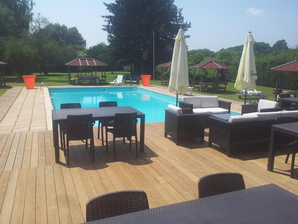 Logis Hotel Restaurant La Vieille Ferme, Macon Nord Sancé エクステリア 写真