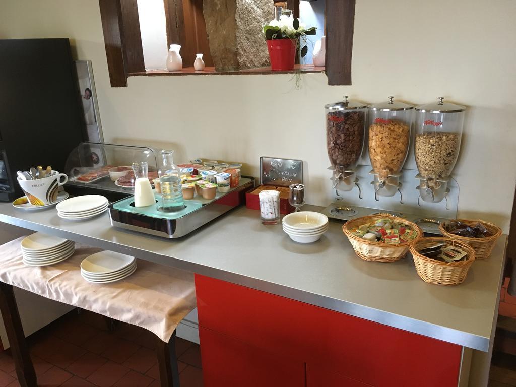 Logis Hotel Restaurant La Vieille Ferme, Macon Nord Sancé エクステリア 写真
