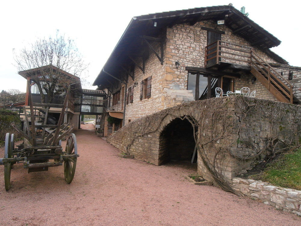 Logis Hotel Restaurant La Vieille Ferme, Macon Nord Sancé エクステリア 写真
