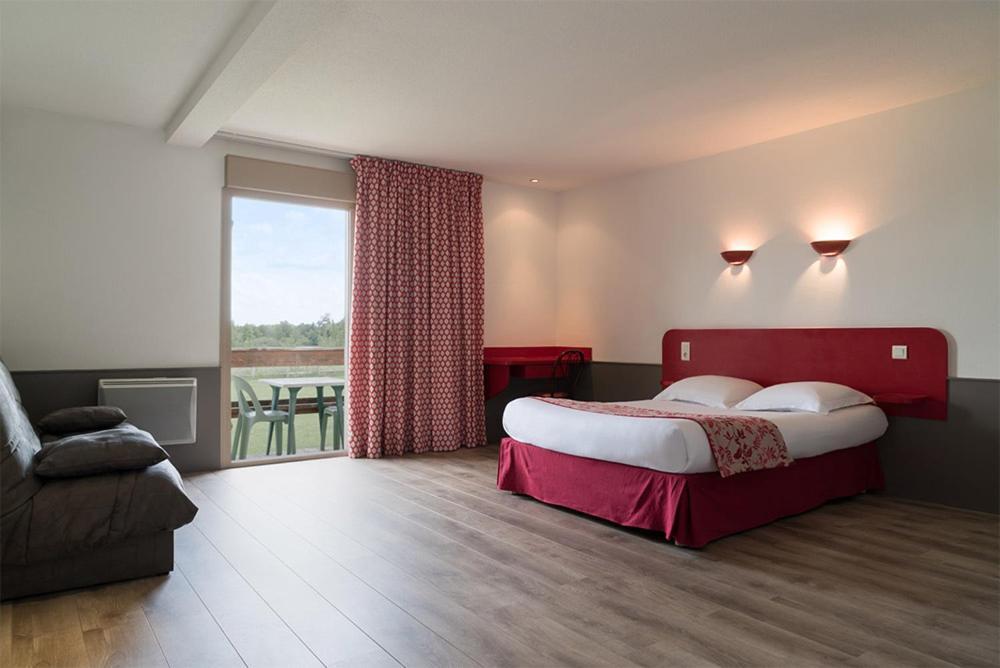 Logis Hotel Restaurant La Vieille Ferme, Macon Nord Sancé エクステリア 写真